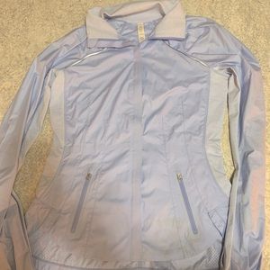 Lululemon windbreaker - size 4 - light purple